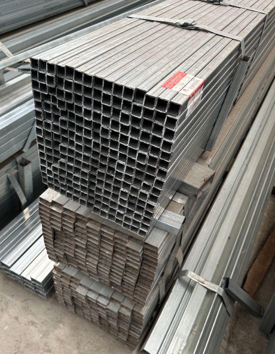 大足现货供应30*50*2镀锌方管50*80*3.0 20*20*1.5 20*40*2.0规格齐全